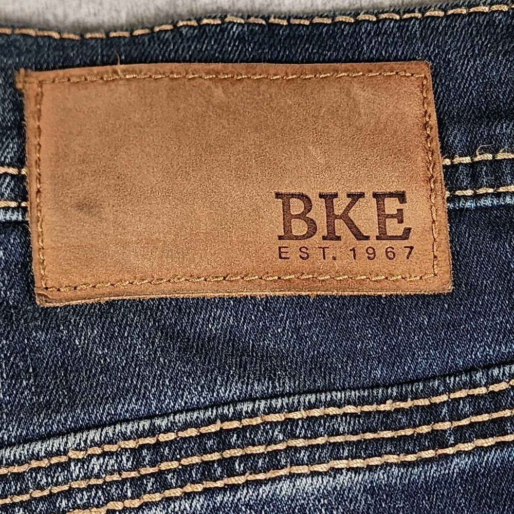 BKE Seth Jeans Mens 42x30 Medium Dark Wash Relaxed Straight Whisker Tag 42x32